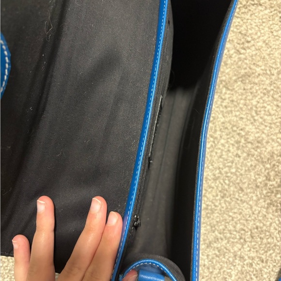 Liz Claiborne Blue Leather Messenger Shoulder Bag - Picture 9 of 10